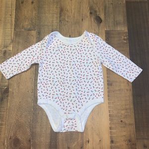 3 for $6 / Joe Fresh floral onesie (3-6 M)